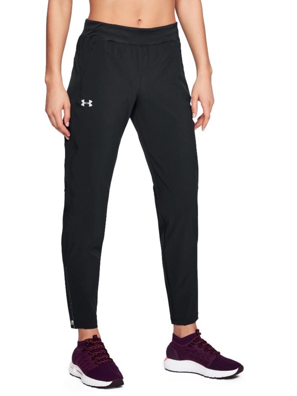 🔥🔥 Under Armour Women’s Black Track Joggers with Reflective Logo NWT size M! 🔥🔥